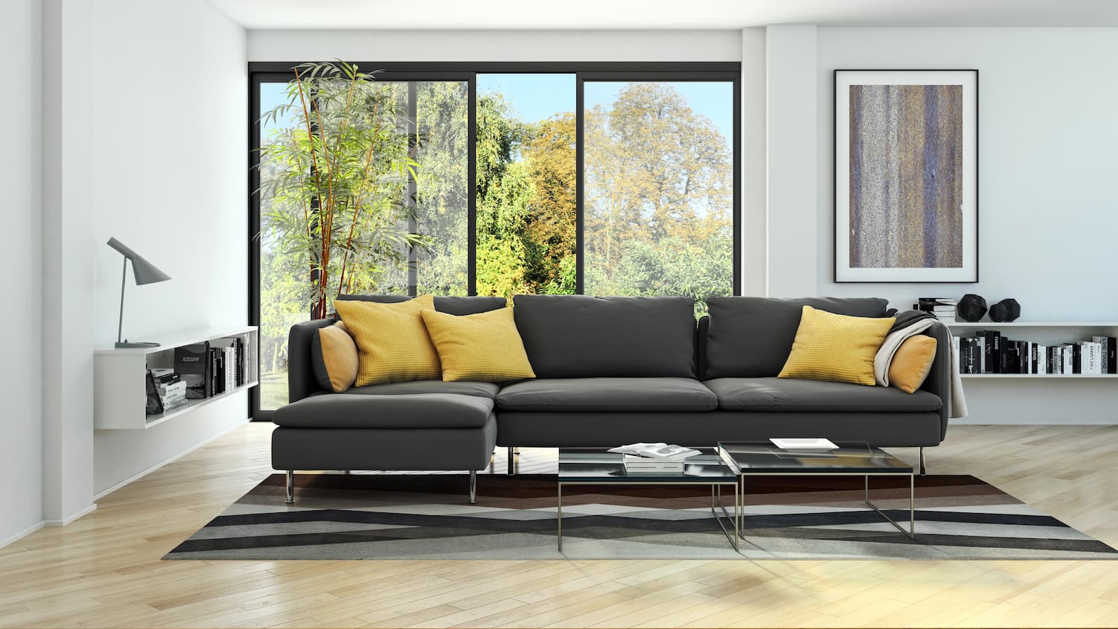 Lichte woonkamer met warme herfstkleuren, vloerkleed en gele kussens