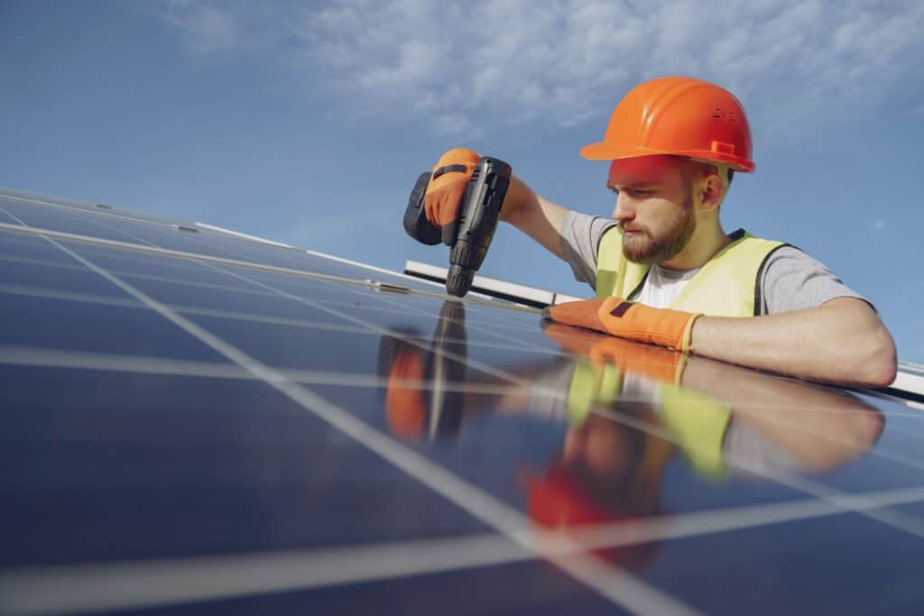 Zonnepanelen op EPDM dakbedekking