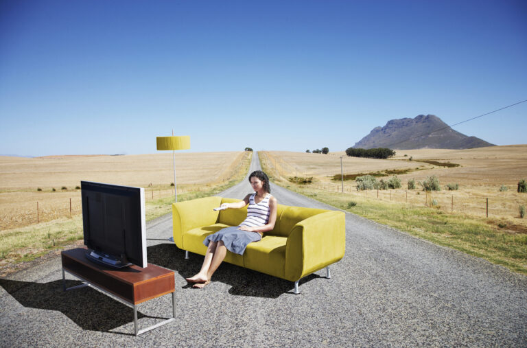 Slimme opbergoplossingen: Hoe tv-meubels je helpen de woonkamer georganiseerd te houden