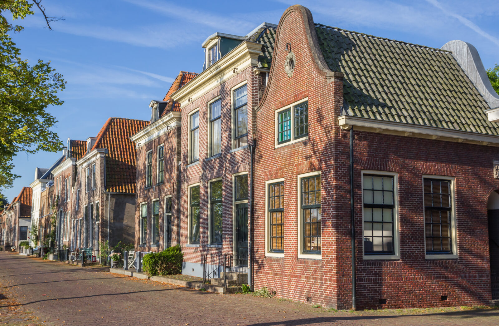 Oudere Nederlandse woningen waar asbest in huis kan voorkomen