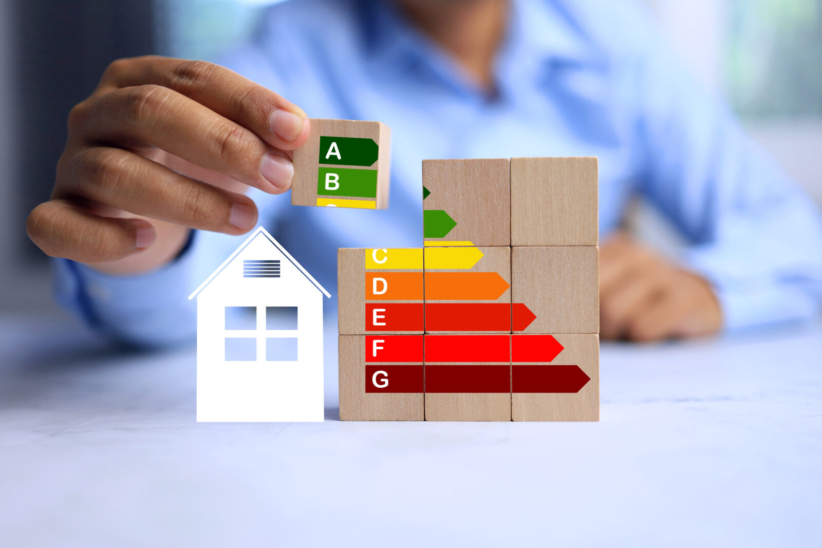 Energielabel bij een woning als symbool voor energiezuinig wonen