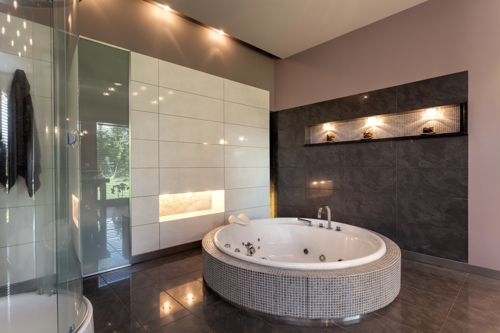 Bubbelbad met jets voor hydrotherapie